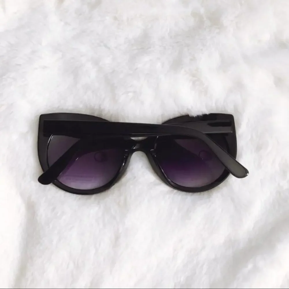 Stylens these ella